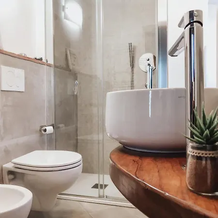Antica Torre Del Borgo 3* チェルタルド