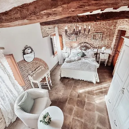 Antica Torre Del Borgo Bed and breakfast