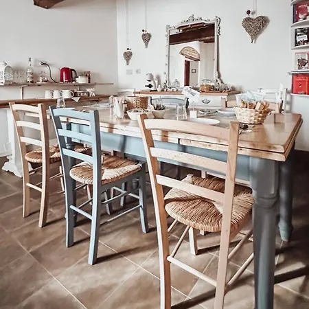 Antica Torre Del Borgo 3*